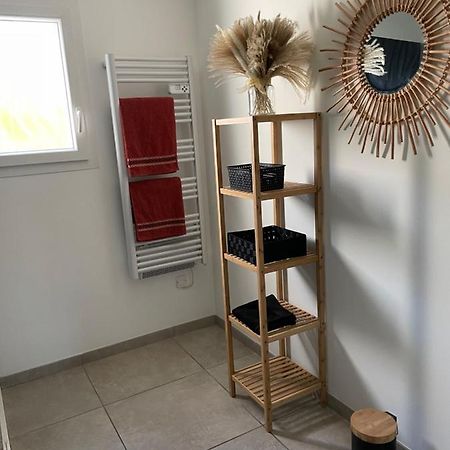 Chambre Avec Salle De Bain Privee Dans Villa Avec Garage マノスク エクステリア 写真